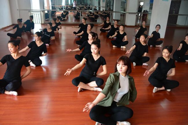 成都郫县五月花是高中还是大学郫都区五月花_成都郫县五月花学校坑不坑